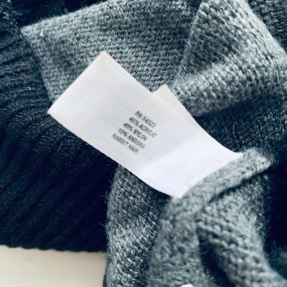 GAP V-neck striped grey and black size M - Picture 4 of 11